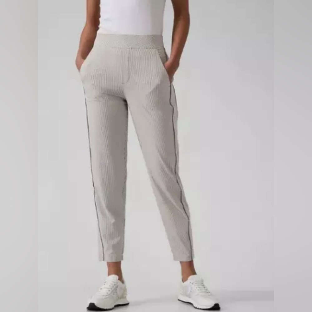Athleta Brooklyn Mid Rise Ankle Pant City Stripe Grey Sea Salt Size L/12